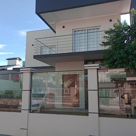 Casa Para Veraneio Em Torres Eksteriør billede