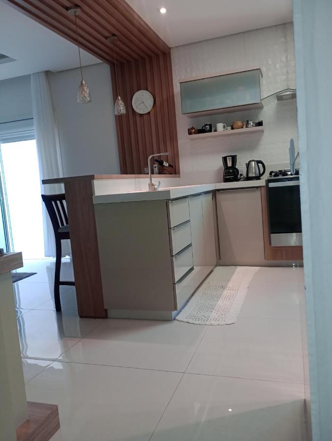 Casa Para Veraneio Em Torres Eksteriør billede